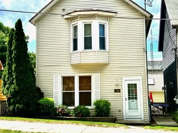 304 Park St, Saint Joseph, MI 49085
