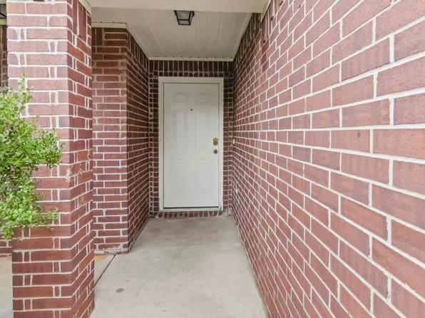 903 SW Sandrock Rd, Bentonville, AR 72712