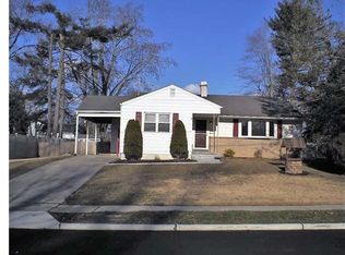 107 Winesap Rd, Cherry Hill, NJ 08003