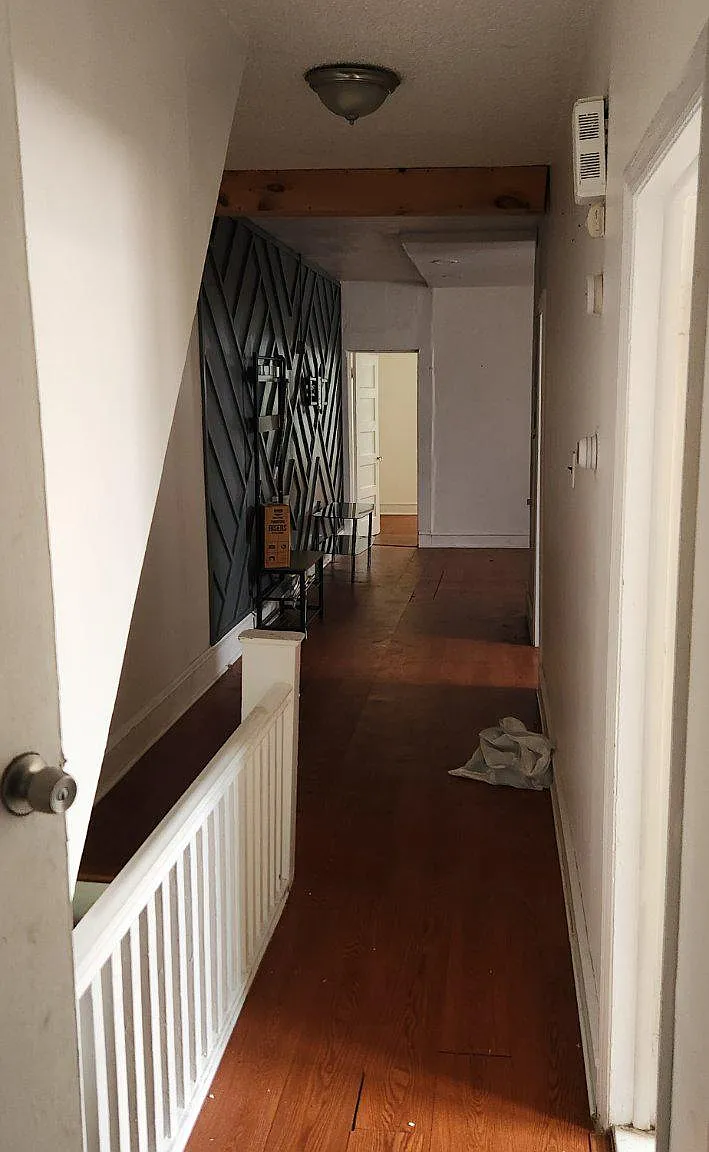 3 bed, 1.0 bath, 1000 sqft, $1,900 — Photo 4