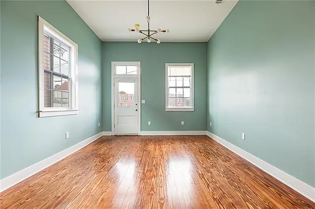 2 bed, 1.0 bath, 943 sqft, $1,450 — Photo 3