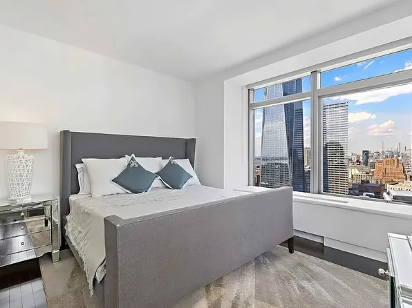 123 Washington Street image 8 of 14