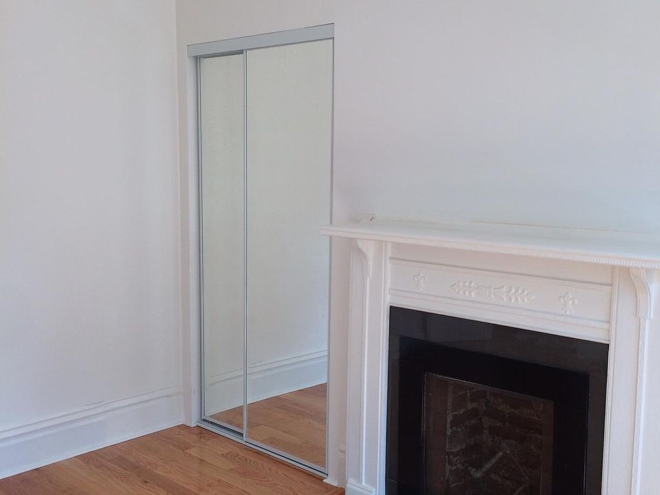 2nd image of 1034 Montgomery St