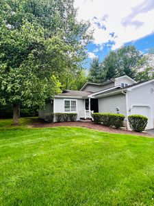 211 Amber Ln, East Stroudsburg, PA, 18301