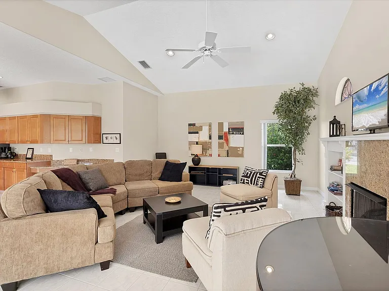 6392 Woodbirch Pl — Photo 17