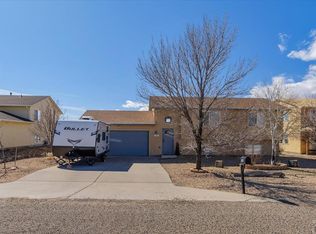 334 W Golden Eagle Way, Pueblo West, CO 81007