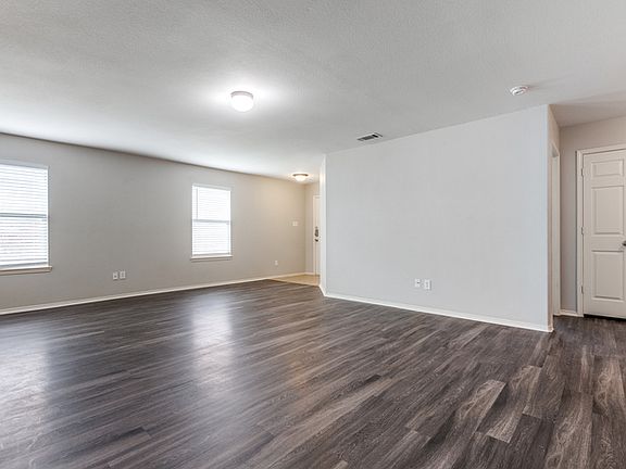 2nd image of 812 Becard Dr