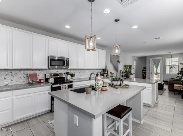 1747 E CHELSEA Lane, Gilbert, AZ 85295