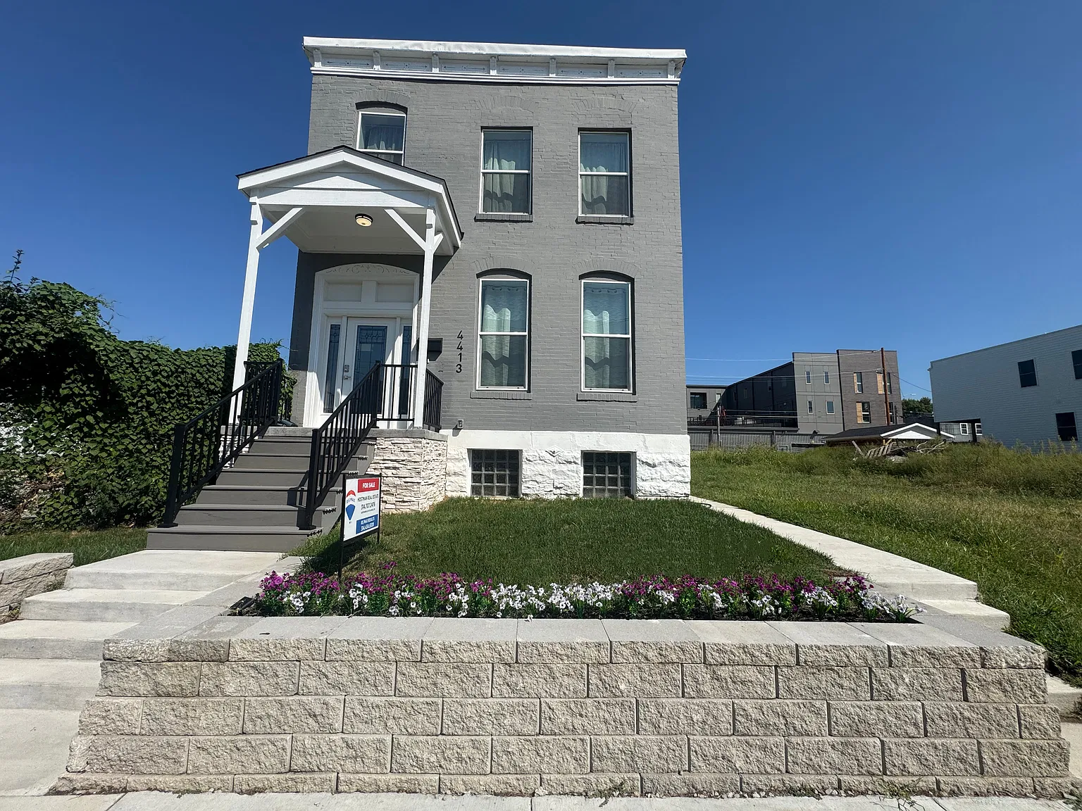 Hunt Ave, Saint Louis — Photo 1