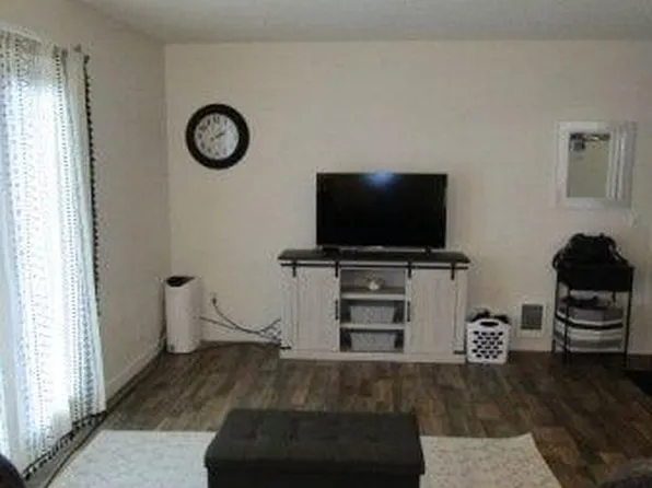 1019 Lafayette St APT 5, Aberdeen, WA 98520