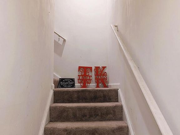 4th image of 17632 Fieldstone Ave