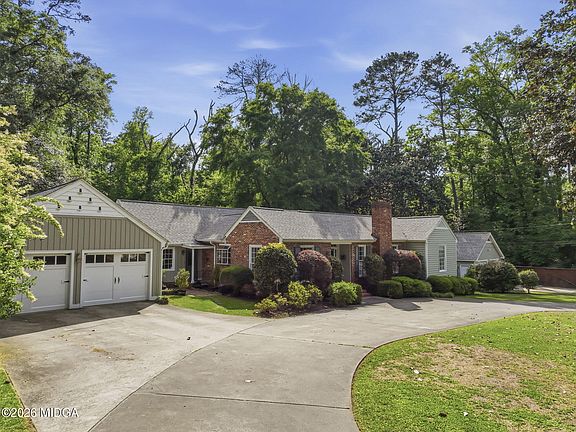 4th image of 2520 Rockbridge Rd