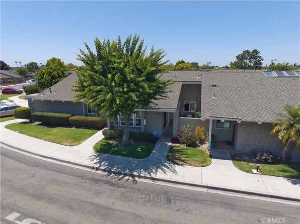 8746 Placer Cir, Huntington Beach, CA 92646