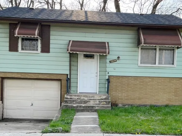 13228 S Rhodes Ave, Chicago, IL 60827