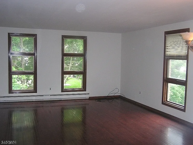 1 bed, 1.0 bath, $2,150 — Photo 2
