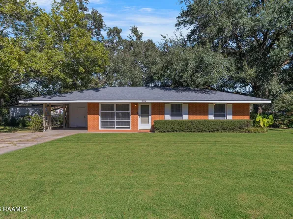 137 Antigua Dr, Lafayette, LA 70503