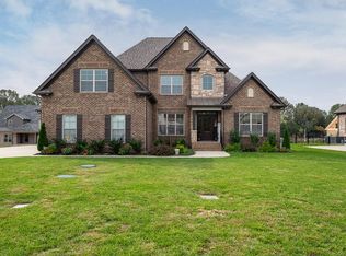 7039 Silver Fox St, Smyrna, TN 37167