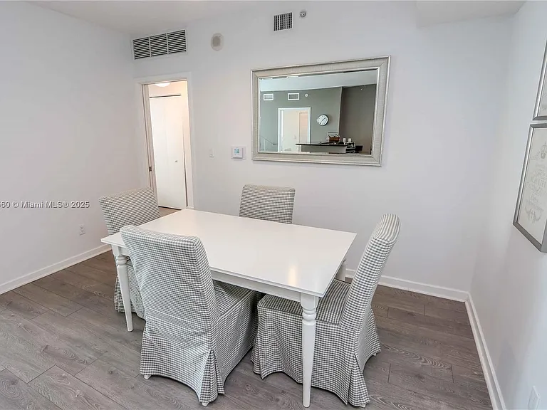 325 Biscayne Blvd #1422 — Photo 9