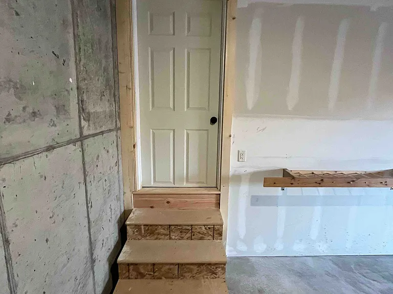 511 N Aspen St — Photo 39