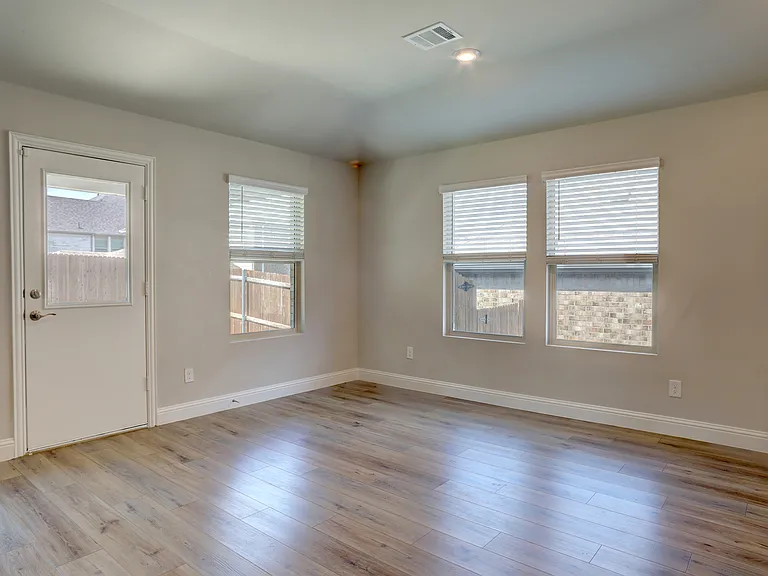 1506 Ironwood Way — Photo 9
