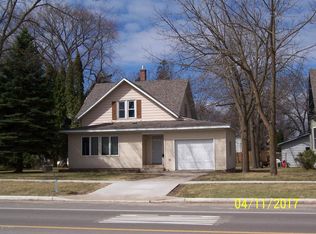 314 S Otter Ave, Parkers Prairie, MN 56361
