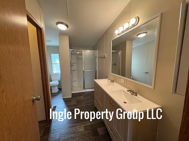 220 Sandy Rd — Photo 12