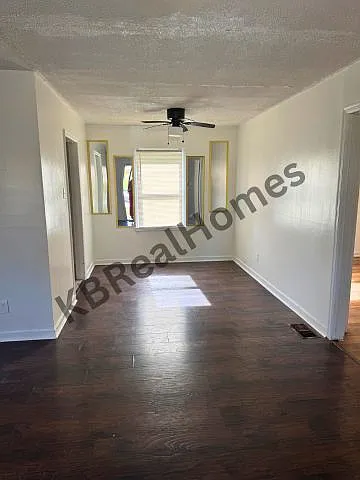 2601 Kenner Ave — Photo 5