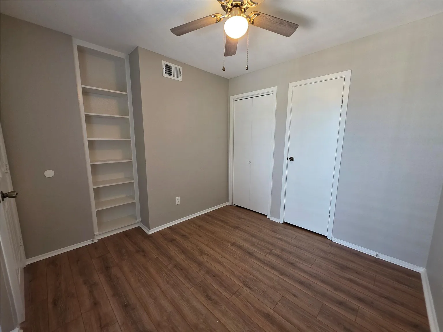 2 bed, 1.0 bath, 788 sqft, $1,195 — Photo 4