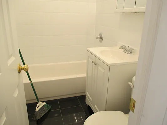 Rented by Rita S Citrin, LREB | media 44