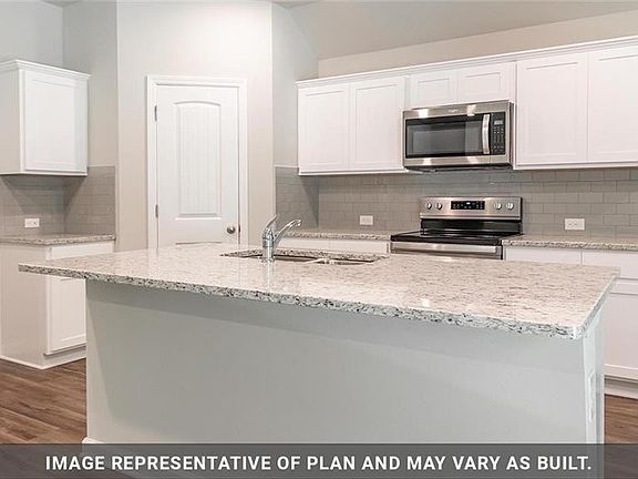 4th image of 44146 Covington Ridge Dr