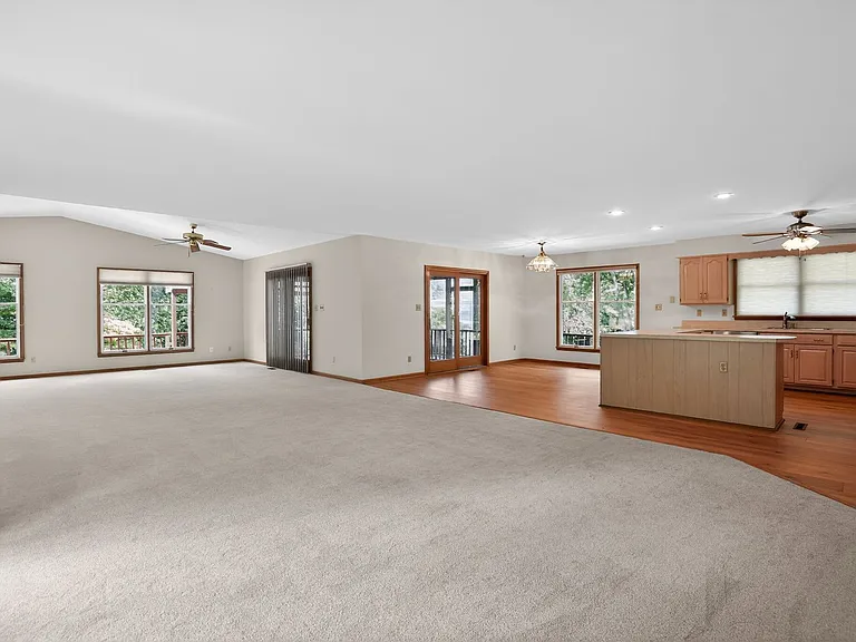 3523 Hilltop Dr — Photo 4