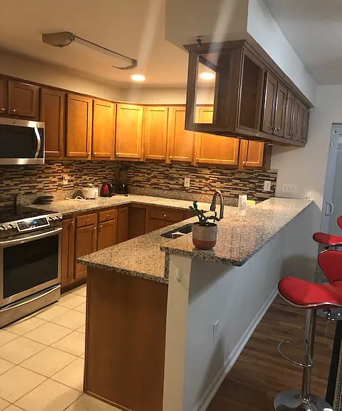 803 N Bond St — Photo 5