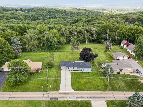 11521 N Post Rd, Omaha, NE 68112