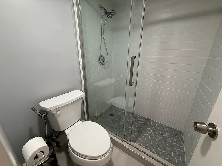 2899 Collins Ave #1022 — Photo 9