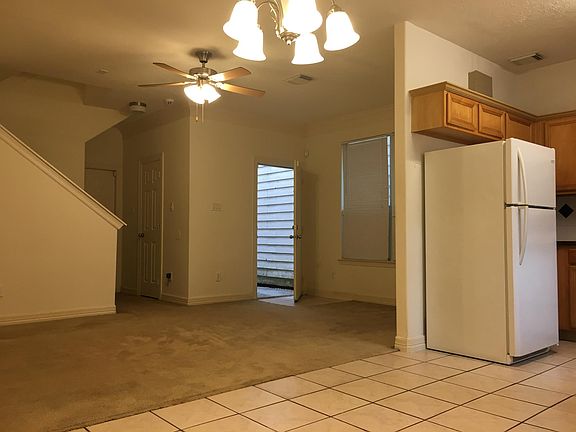 3rd image of 10318 Panther Villa Ct
