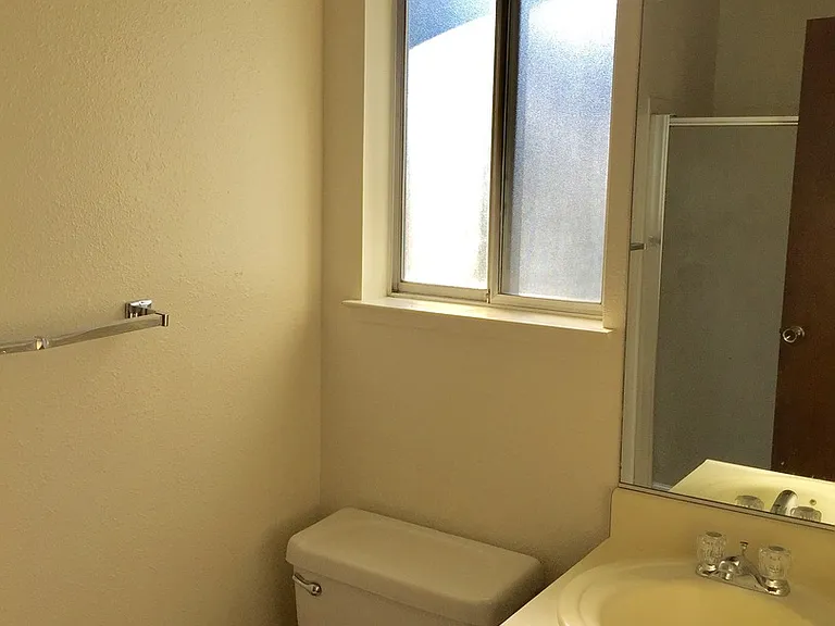 2739 Ceres Ave — Photo 7