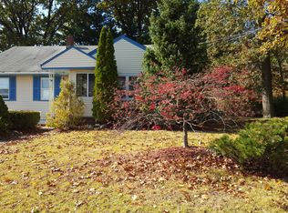 42 Woodside Ave, Hawthorne, NJ 07506