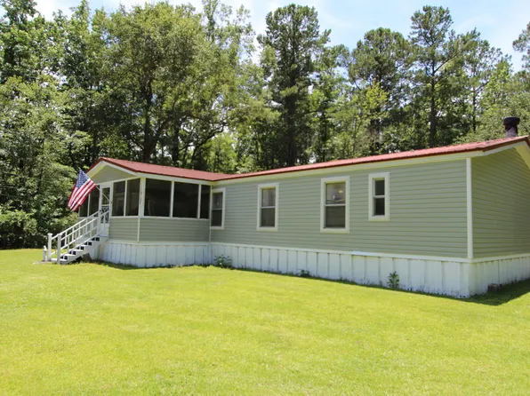 131 Gloverville Ln, Round O, SC 29474