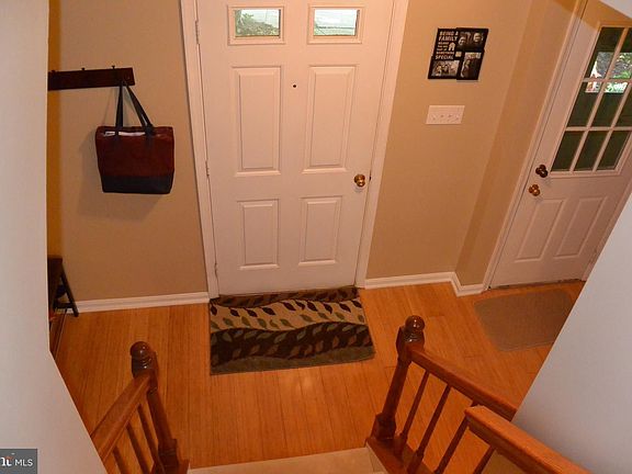 2nd image of 6716 Sunset Woods Ct