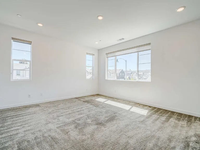 32465 Combine Dr — Photo 26