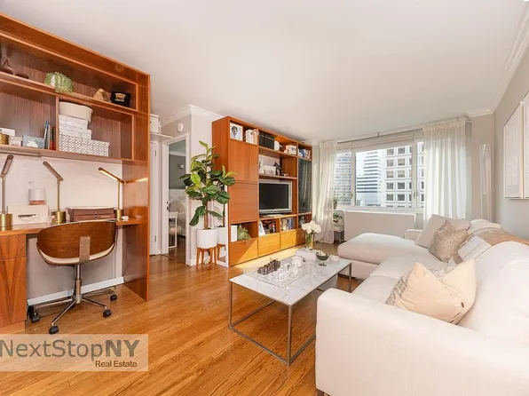 245 E 54th St APT 17A, New York, NY 10022