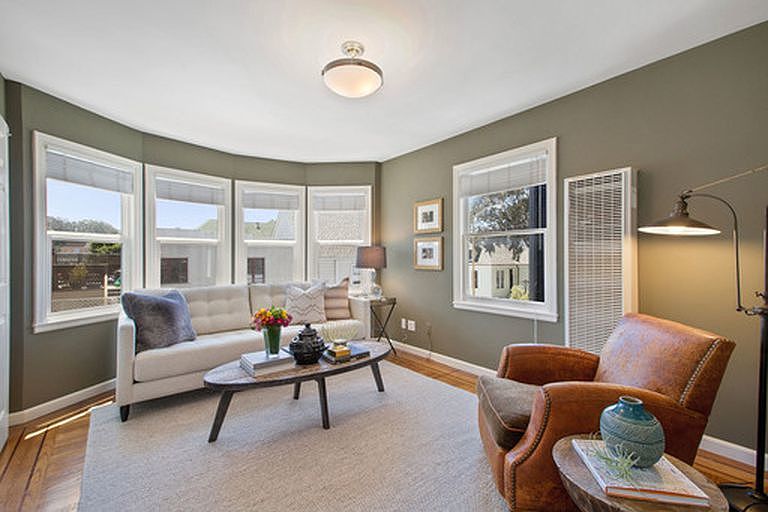 1st image of 515 Eugenia Ave
