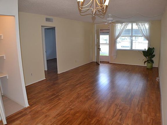 5th image of 4895 Bay St NE APT 109