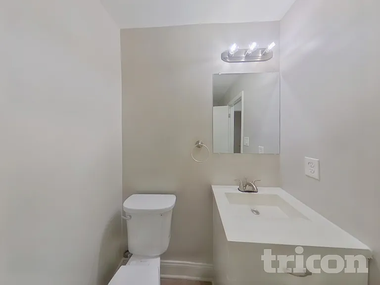 8717 Timbercrest Cir — Photo 13