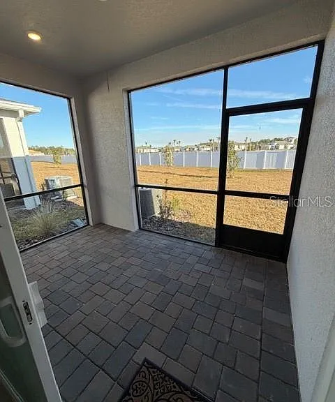 4325 Curacao Pl — Photo 7