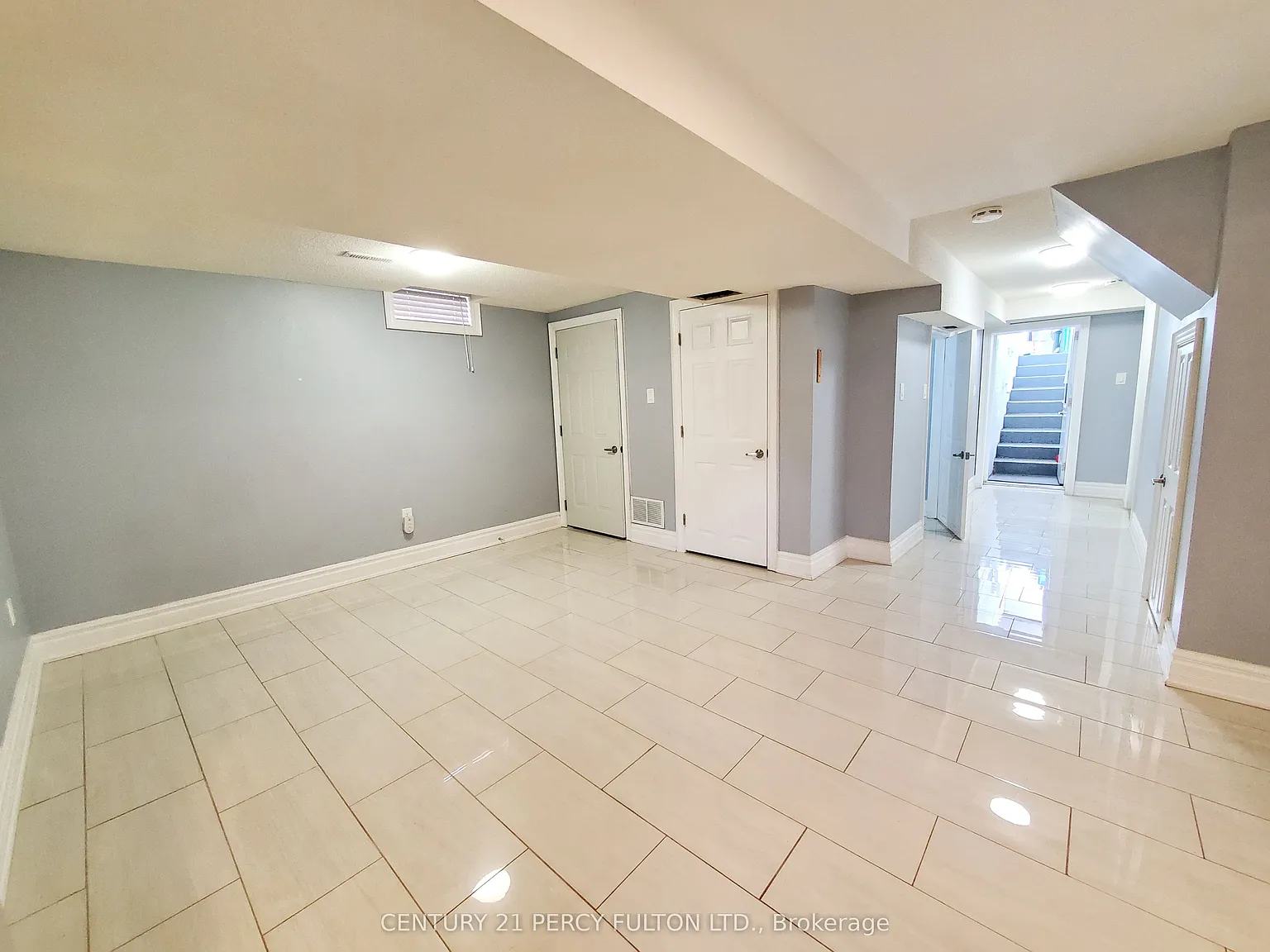 2 bed, $2,000 — Photo 2