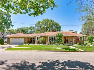 1801 S Fairview Ave, Park Ridge, IL 60068