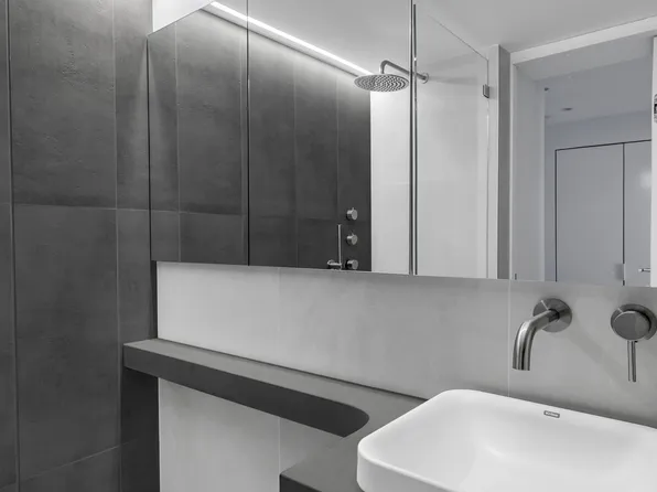 120 Central Park South image 9 of 11