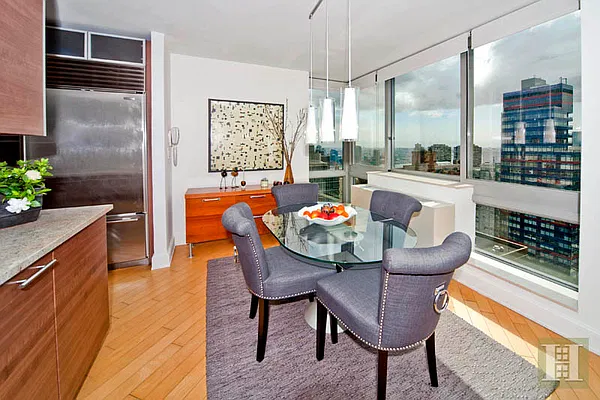 Rented by Halstead Real Estate | media 4
