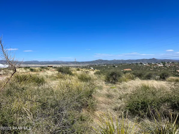 9300 E Wolf Rd, Dewey, AZ 86327